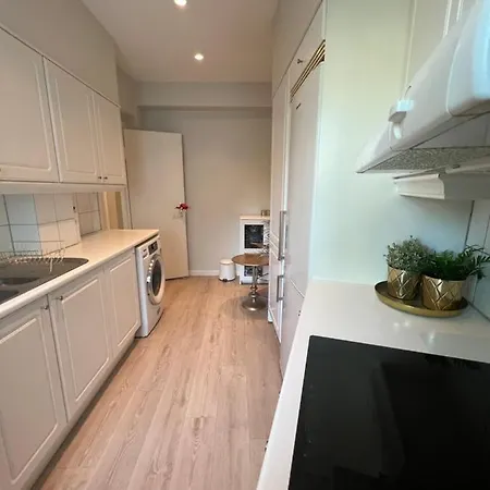 Проживание в семье Comfort In Heart Of Oslo, Majorstuen